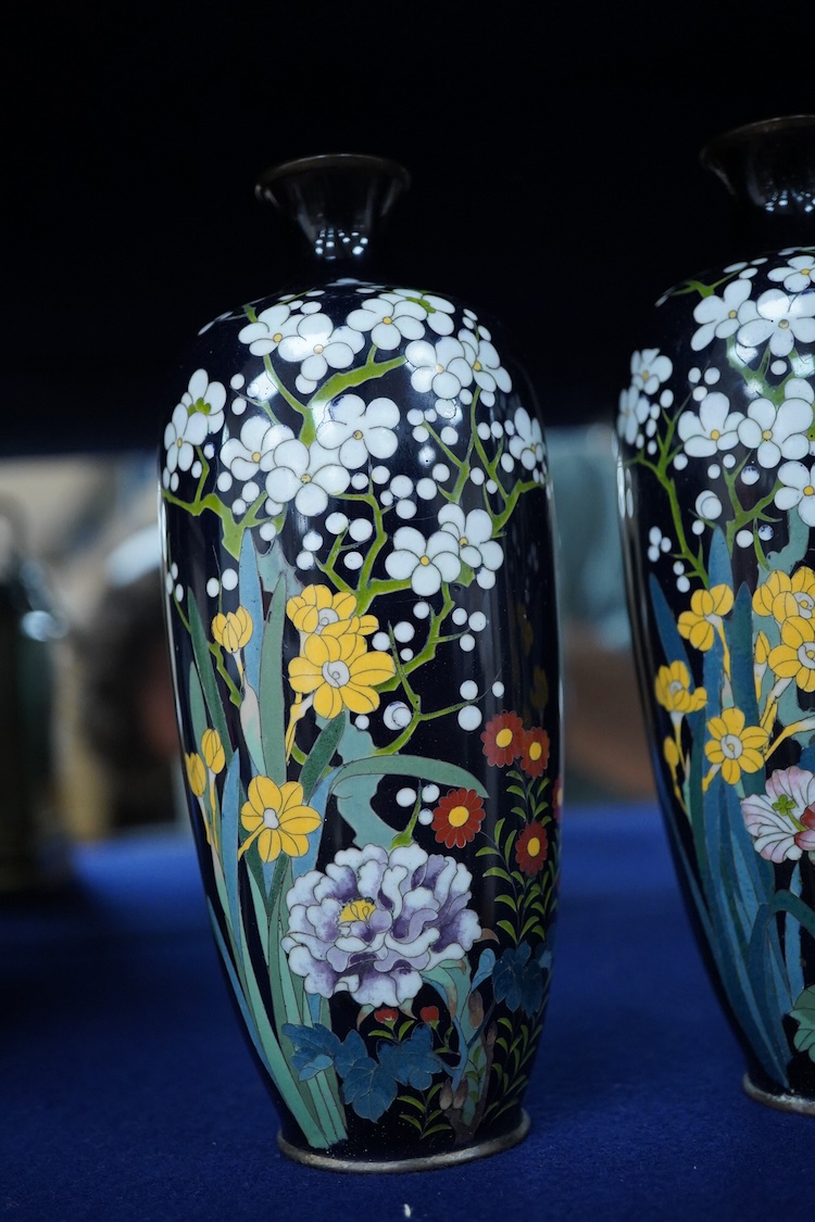 A pair of Japanese cloisonné enamel floral vases, early 20th century, 18cm high
